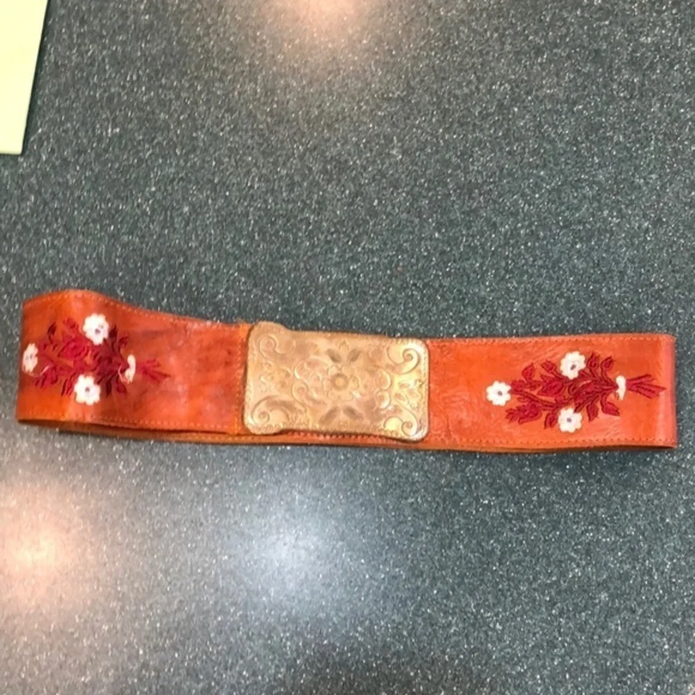 Women's Leather Belt Floral design